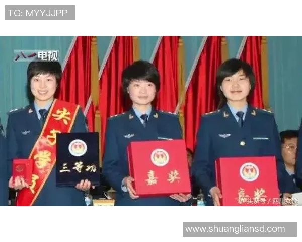 周丽专访揭秘英雄联盟发展历程与个人成长故事